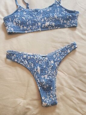 LN Small Volafa Light Blue and White Smocked Bikini Set